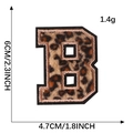 Patch lettera B in ciniglia leopardata con bordo ricamato dorato lucido - Lettera B
