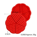 Set di due stampi per waffle a cuore in silicone rosso con trama a griglia, 17,7 cm - 5 Cavità a Forma di Cuore / Rosso