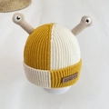 Bonnet tricoté enfant avec antennes d'escargot en jaune et beige color-block - 48cm (6M-2A) / Jaune