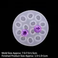 Stampo in silicone per mirtilli 3D per decorazione torte con dimensioni 7,5x7,5x1,5cm - Mirtillo 13 Fori - Trasparente
