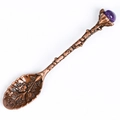 Cucchiaino da caffè vintage in bronzo con rilievo floreale e pietra di cristallo viola - Stile Pietra Frantumata / Ametista