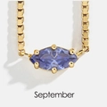 Detail van de september gouden ketting met blauwe marquise steen en boxketting - 14K Licht Goud + Saffierblauw (September/Saffier)