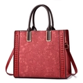 Elegante rote Kunstledertasche für Damen mit Blumenstickerei und braunen Tragegriffen im Design - Rot