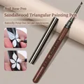 Pincel de nail art con mango de sándalo triangular para pintar motivos de flores y hojas - Pincel para pintar pétalos