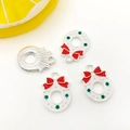 Silberne Weihnachtsanhänger aus Legierung mit rot-weißen Emaille-Details für DIY - Kranz 11x15mm