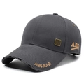 Berretto da baseball grigio scuro con ricamo dorato e dettagli del logo sul lato - Regolabile / Grigio