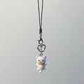 Niedlicher weißer Katzen-Schlüsselanhänger mit orangefarbenem Halsband und Herzring - Mit Herzperlen-Version / Weiß