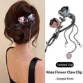Pince à cheveux vintage française avec roses en tissu rose et pompon en perles - Env. 10cm / 1# Pince Torsadée Rose Noir Fusil avec Frange (Avec Perle Artificielle)