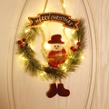 Weihnachtskranz mit Schneemann, Tannennadeln, Beeren und warmen LED-Lichtern an Tür - Einzelner Schneemann Kranz - Mit Licht