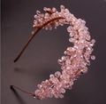 Exquisites handgefertigtes Brautstirnband mit Golddraht und rosa Kristallen - Rosa