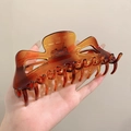 Large 14cm amber tortoiseshell hair claw clip for women's French style hair styling - Tortoiseshell Amber Large