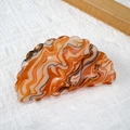 Semicircular acrylic hair claw clip with amber marble texture in orange and brown tones - Golden Sand - Wave Round