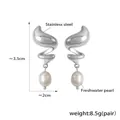 Orecchini a spirale in acciaio placcato oro 18k con perle d'acqua dolce bianche - Argento
