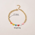 Bracelet à breloques cœurs émaillés arc-en-ciel avec chaîne dorée et extension réglable - Style Coeur