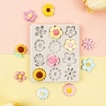 Graue Silikonform mit 12 Blumenmotiven für Fondant-Kuchen mit Rosen und Gänseblümchen - Stil 1 (A66) / Grau