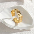 Anillo abierto dorado con notas musicales en bandeja blanca de hoja joyería minimalista - Estilo de relieve de nota musical (R744-YF)