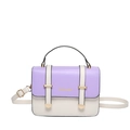 Borsa a tracolla alla moda in ecopelle bicolore viola e bianco con dettagli dorati - Viola e Bianco