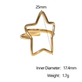 Vista detallada anillo estrella hueca dorada con medidas 17,4 mm diámetro y 25 mm altura - Dorado