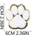 Detailaufnahme von 6cm weißem Pfotenaufnäher mit goldenem Paillettenrand und Stickerei - Nr. 2 Weiß mit Goldrand