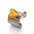 Minimalistischer silberner Edelstahlring mit 3D-Goldherz-Akzent in zweifarbigem Design - Silbernes Band mit goldenem Herz