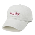 Detalle del bordado 'worthy' en la gorra de béisbol de algodón lavado vintage - Beige