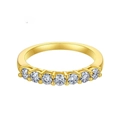 Close-up of classic 1ct round cubic zirconia gold ring with brilliant light and shadow - US 5 / 7-Stone Ring / 14K Gold