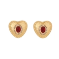 Orecchini vintage a cuore in oro con zircone rosso e alone di cristalli su sfondo bianco - Rosso