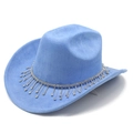 Gros plan d'un chapeau de cowboy bleu clair en daim avec des franges en strass brillants - Bleu ciel / M (56-58cm)
