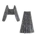 Zweiteiliges Blumen-Chiffon-Set mit Crop-Top und A-Linien-Maxirock für Damen in Schwarz-Weiß - XS / Schwarz Weiß