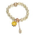 Beaded daisy charm bracelet featuring pale yellow crackle beads and a golden finish - Daisy Style 1 / Light Yellow