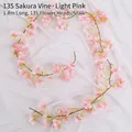 Guirnalda de cerezo artificial rosa claro de 1,8 m con 135 cabezas de flores de seda - 135 Flores Cerezo / Rosa Claro