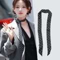 Pañuelo estrecho negro con corazones blancos para el cuello o asa de bolso - Corazón Negro