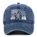 Dunkelblaue Baseballkappe aus gewaschenem Denim mit Wald- und Sasquatch-Stickerei - Verstellbar / Marineblau
