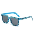 Blaue Mosaik-Sonnenbrille im Pixel-Stil mit trendigem 8-Bit-Gaming-Ästhetik-Design - Blaues Gitter