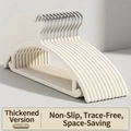 Set di grucce floccate bianco crema antiscivolo con design curvo salvaspazio - Bianco Crema Standard / Set da 30
