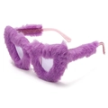 Dettaglio di occhiali da sole a cuore in peluche viola con stanghette rosa glitterate - Montatura Viola Glitter Pelliccia Viola