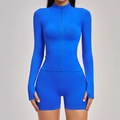 Nahtloses kobaltblaues Yoga-Set mit Stehkragenjacke und hoch taillierten Biker-Shorts - S / Oberteil Und Unterteil / Blendendes Blau