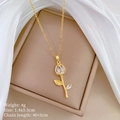 White Tulip (A512)