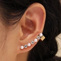 Elegante goudkleurige oormanchet met parels en strass-steentjes voor dames - Goud
