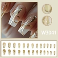 Unghie finte French corte con motivi marmorizzati marroni e dettagli glitter oro - Stile Marmo Francese Dorato (W3041) / 24 Pezzi (Con Colla)