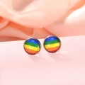 Regenbogen gestreifte runde Ohrstecker mit Glaskuppel und silberner Metallbasis - Runder Stil (GF0002)