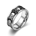 Vintage silver skull and crossbones ring in stainless steel with black oxidized finish - US 7 / Silver Black
