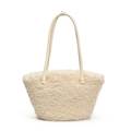Sac cabas minimaliste en laine d'agneau blanc crème avec anses en cuir sur fond blanc - Blanc