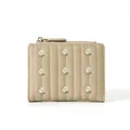 Minimalistische beige Leder Mini-Geldbörse mit Steppnähten und Blumenstickerei - Khaki
