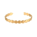 Brazalete abierto de acero inoxidable dorado pulido con diseño de corazón minimalista - Brazalete de corazón pulido abierto ajustable - Dorado