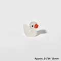Miniatur-Entenfigur aus weißem Kunstharz, leuchtendes Ornament, Größe 14x16x11 mm - Im Dunkeln leuchtend milchweiß