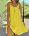 Abito estivo giallo a fiori con spalline sottili e linea ad A per un look rilassato - Giallo