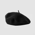 Classic black wool beret hat with a round silhouette for women during the autumn and winter - M (56-58cm) / Black