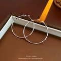 Polished silver textured hoop earrings with hammered finish in a large circular style - Silver Needle / Sparkling Rippled Style / 4cm / Silver