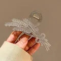 Pinza per capelli a farfalla grigio opaco per capelli folti, design floreale da 10 cm - Spiga di Grano Grigio